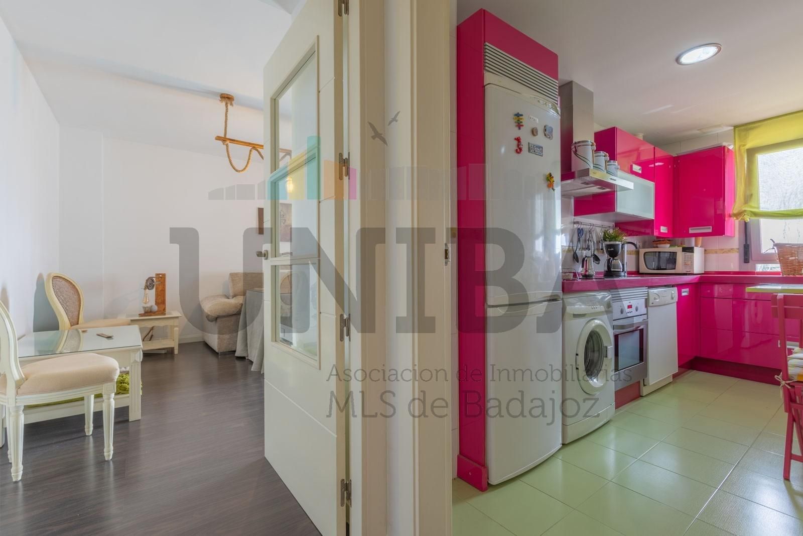 Cuina de Apartament en venda en Badajoz Capital amb Aire condicionat i Balcó