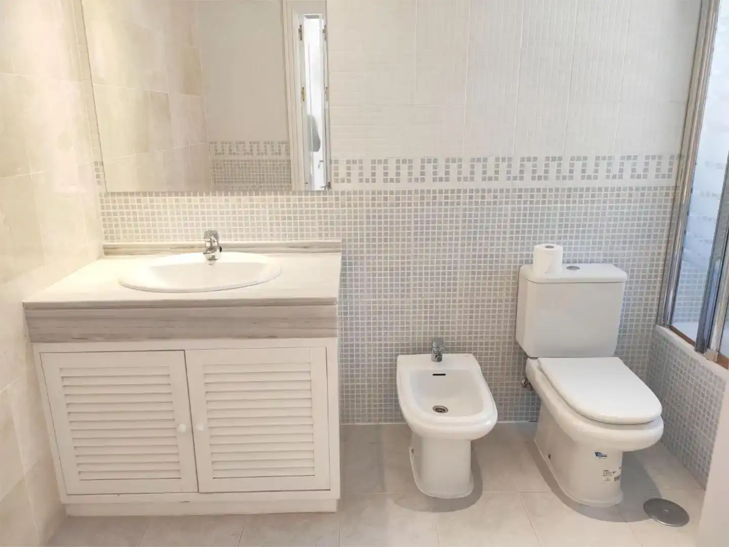 Badezimmer von Einfamilien-Reihenhaus zur Miete in Los Arqueros - Puerto del Almendro