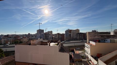 Foto 2 de Àtic en venda a Carrer Milà I Fontanals, 33, Sant Crist, Badalona