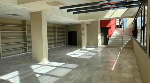 Foto 3 von Gebaude zur Miete in Calle Juventud, Pisa, Mairena del Aljarafe