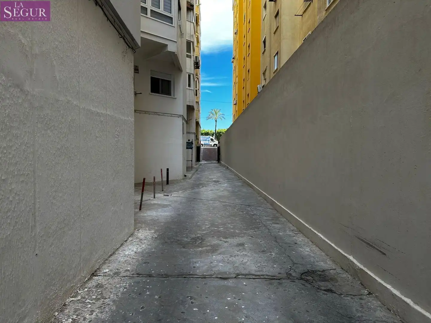 Exterior view of Garage for sale in Cádiz