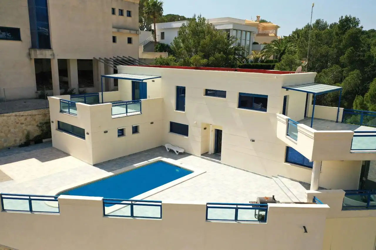 Piscina de Casa o chalet en venta en Altea con Aire acondicionado, Calefacción y Jardín privado