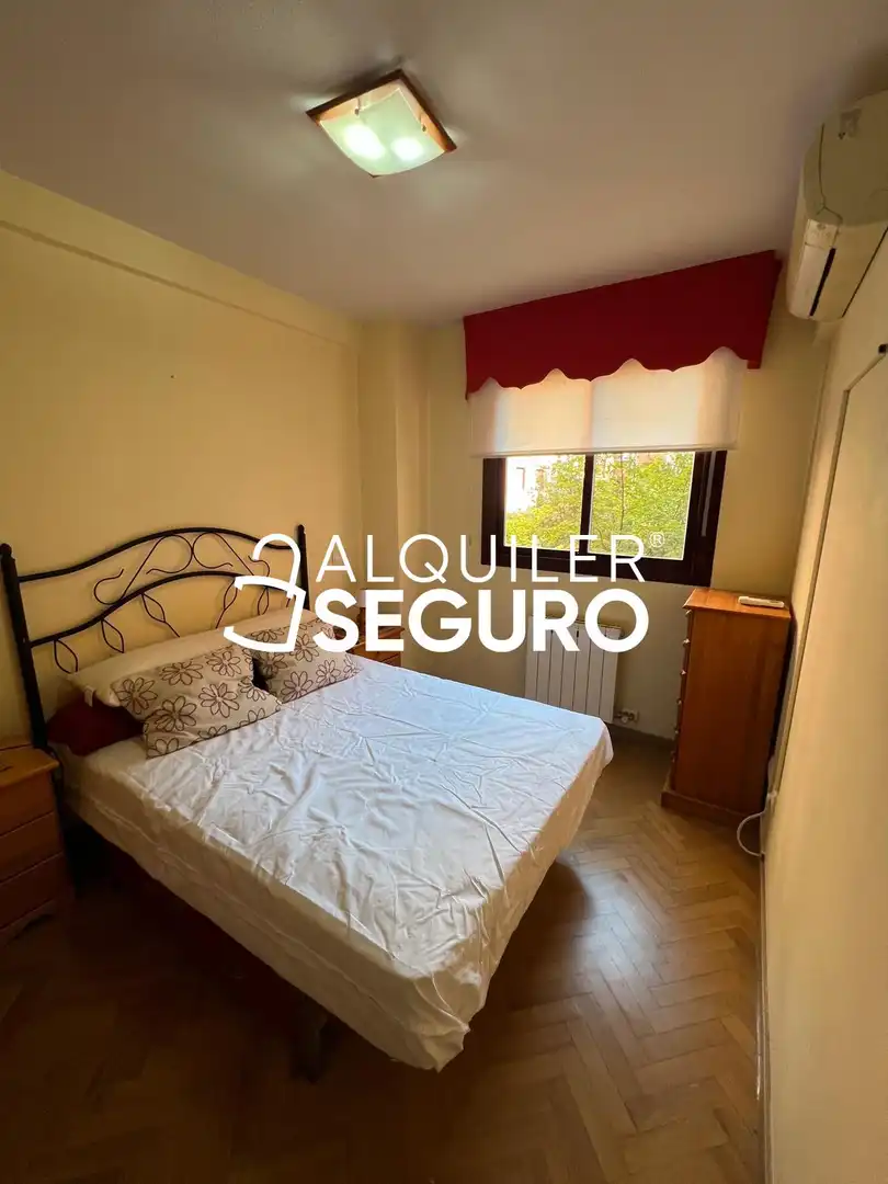 Wohnung zur Miete in San Cipriano, Valdebernardo - Valderribas