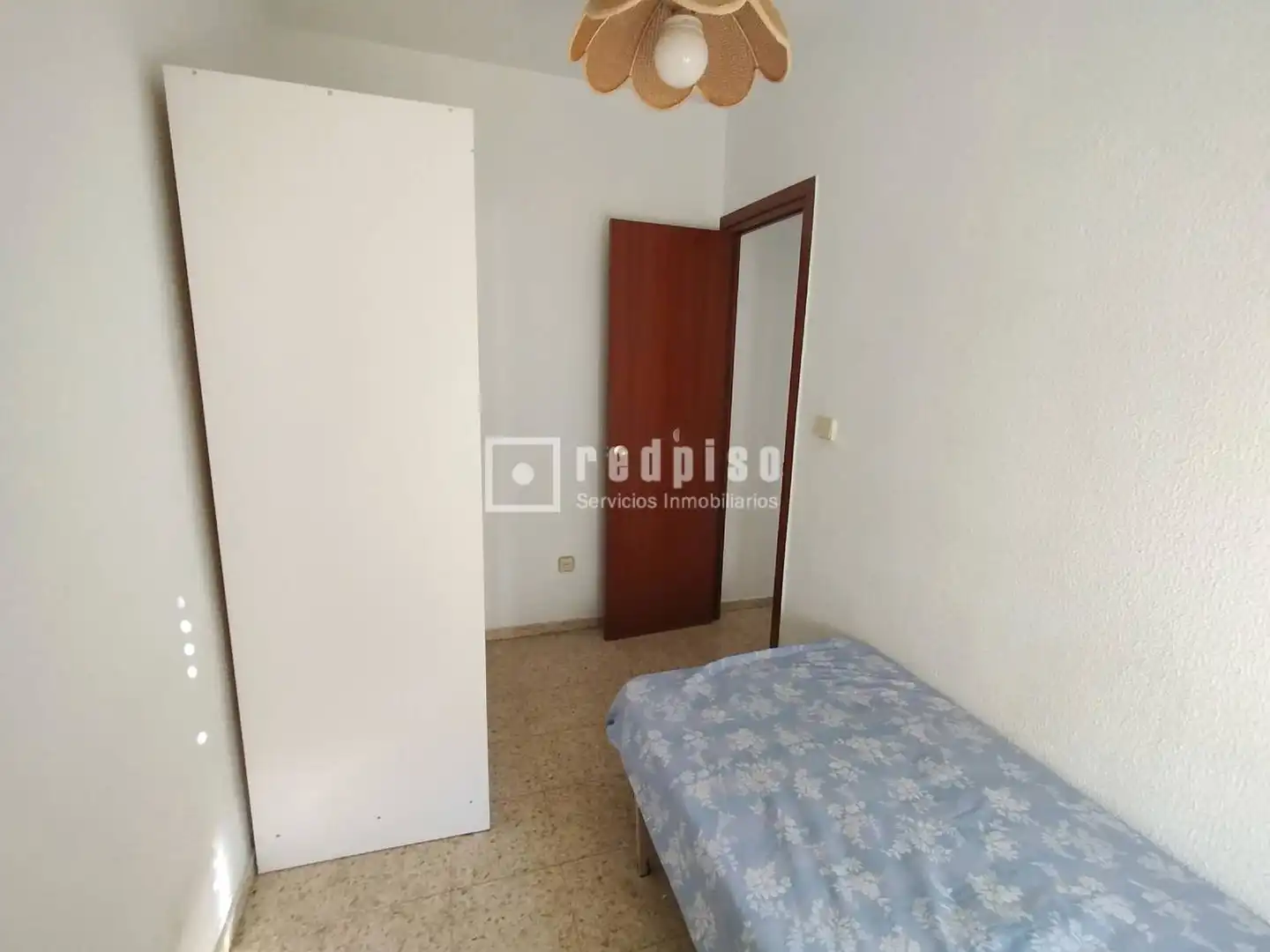 Bedroom of Flat for rent in Sevilla  with Air Conditioner, Terrace and Furnished
