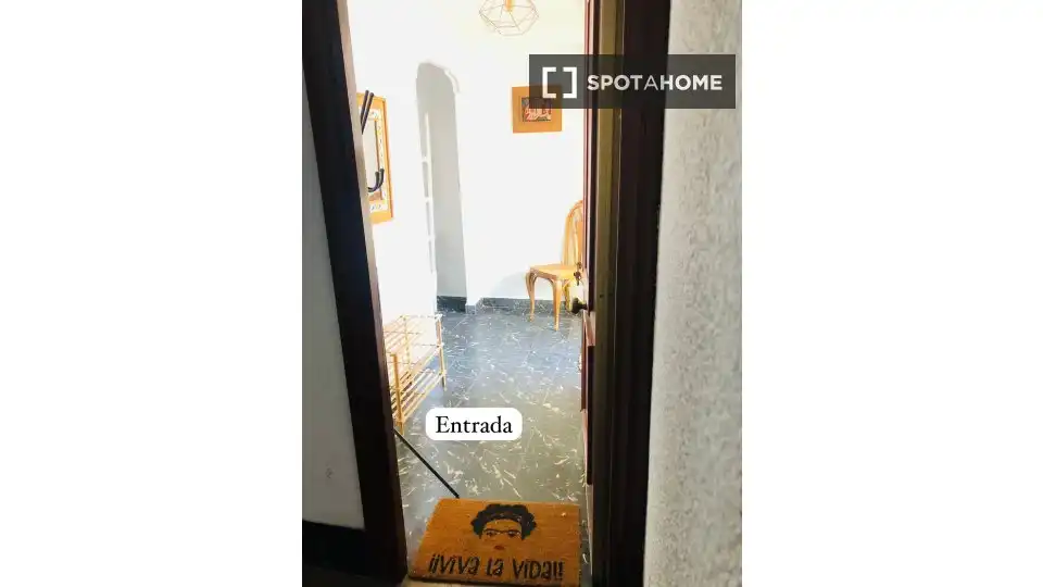 Appartamento con terrazza in affitto a L'Eixample, imagen 7