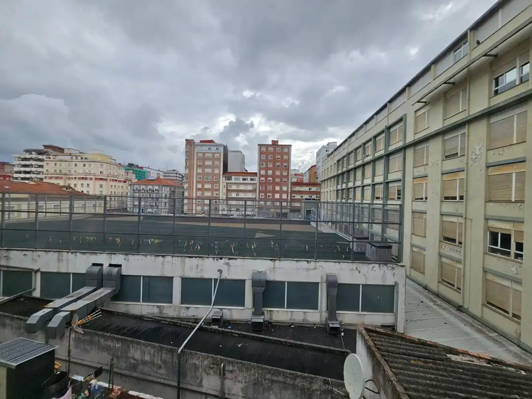 Außenansicht von Wohnung zum Verkauf in Santander mit Heizung und Parkett