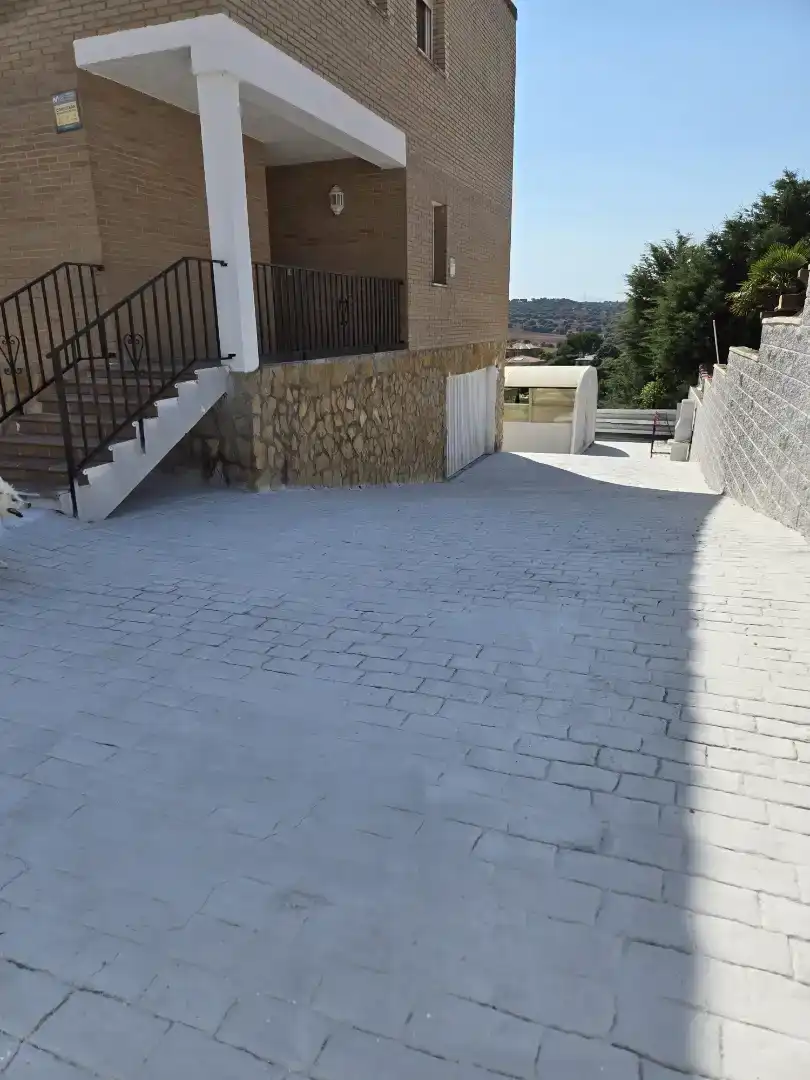 Terrassa de Casa o xalet en venda en Torrejón del Rey amb Piscina