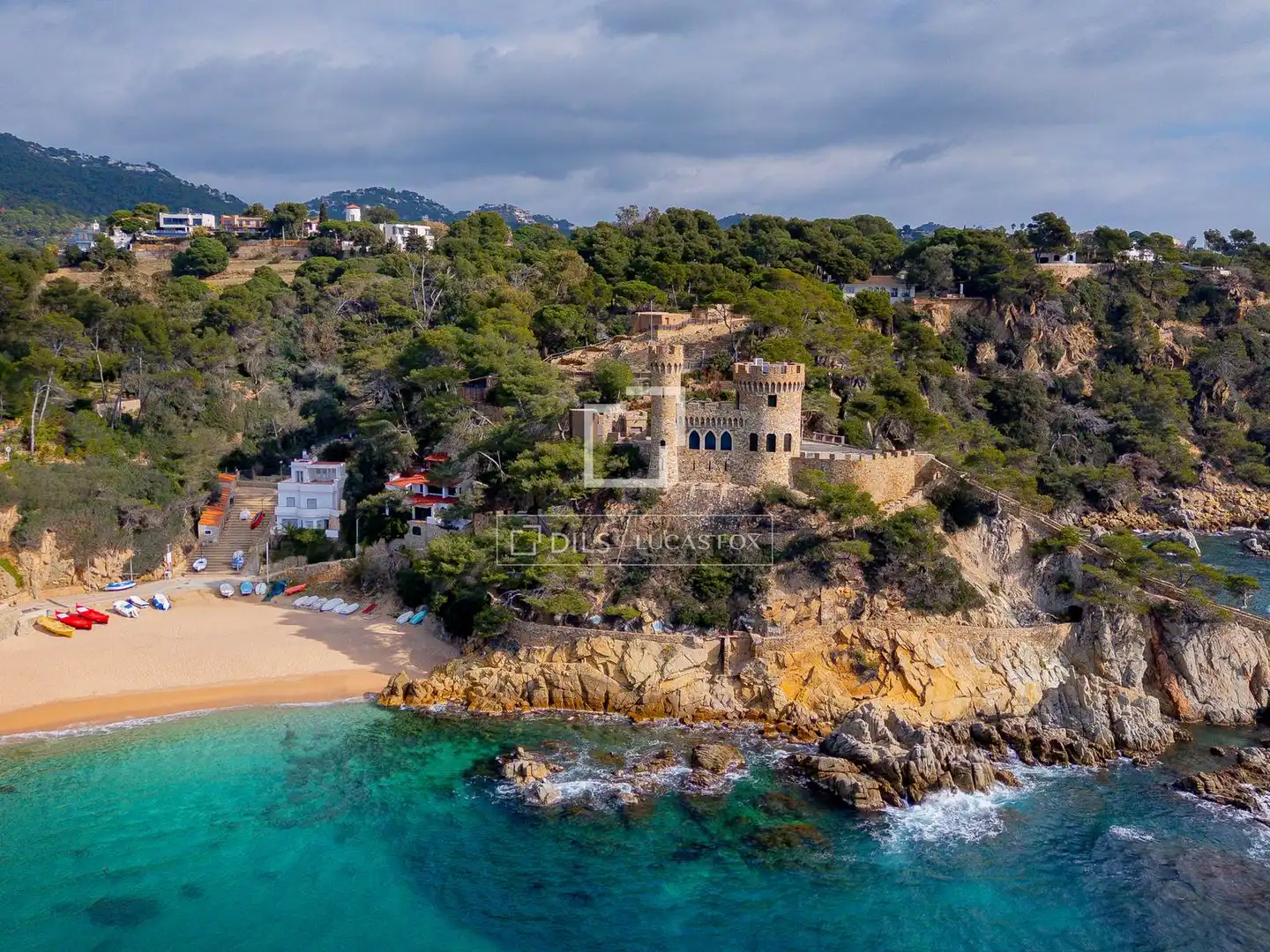 Vista exterior de Casa o xalet en venda en Lloret de Mar amb Jardí privat, Traster i Piscina