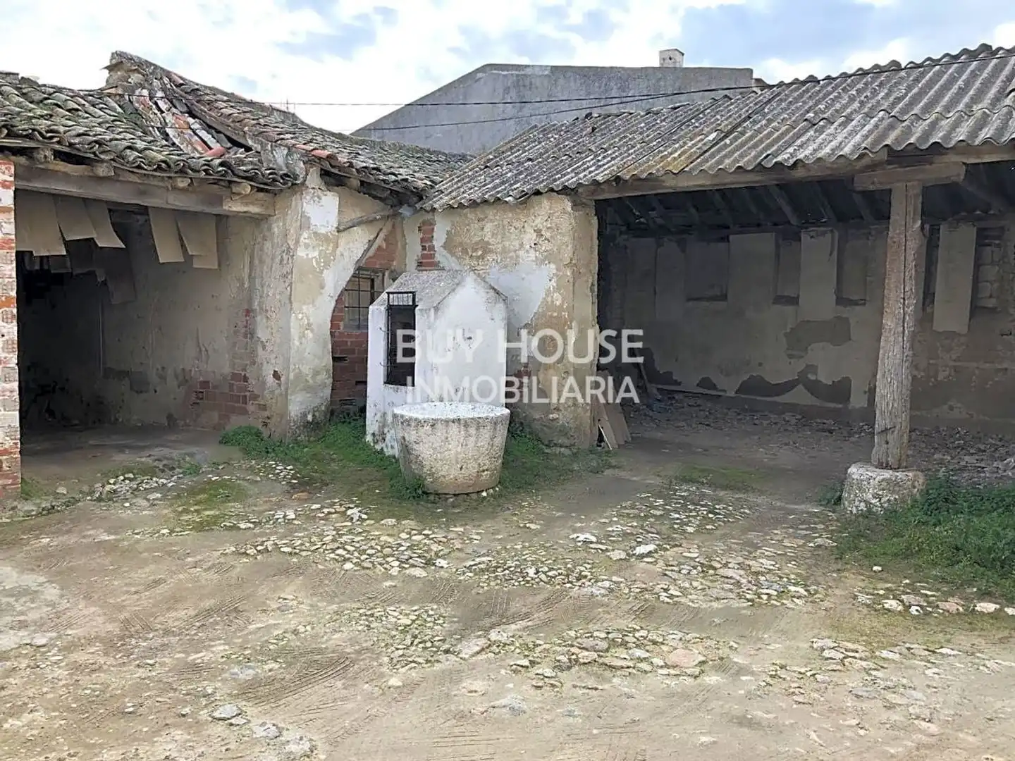 Terreni e lotti in vendita a Cedillo del Condado, imagen 2
