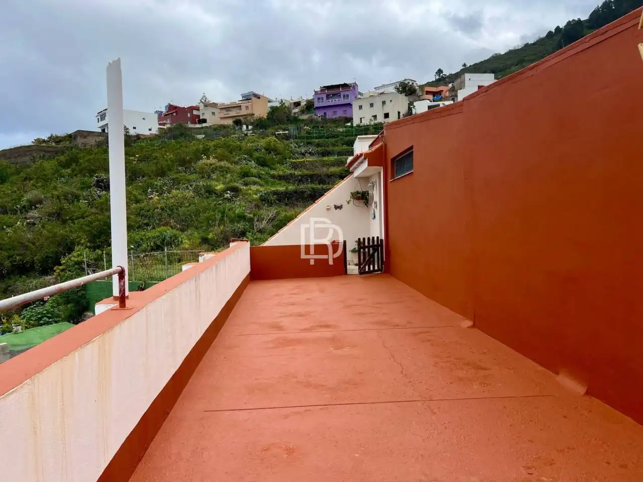Flat for sale in Calle Dátiles-Pino Alto, Las Cuevas - Los Gómez