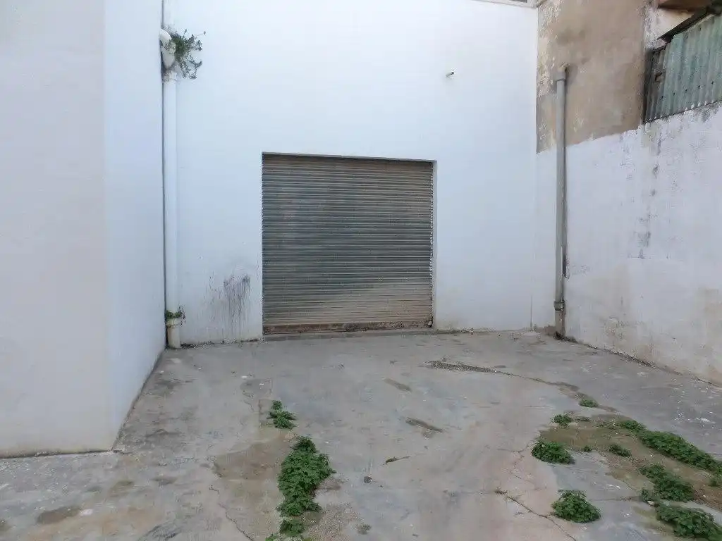Aparcament de Local en venda en Cartagena