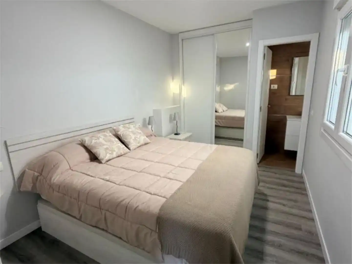 Schlafzimmer von Maisonette zur Miete in Sanxenxo mit Möbliert und Balkon