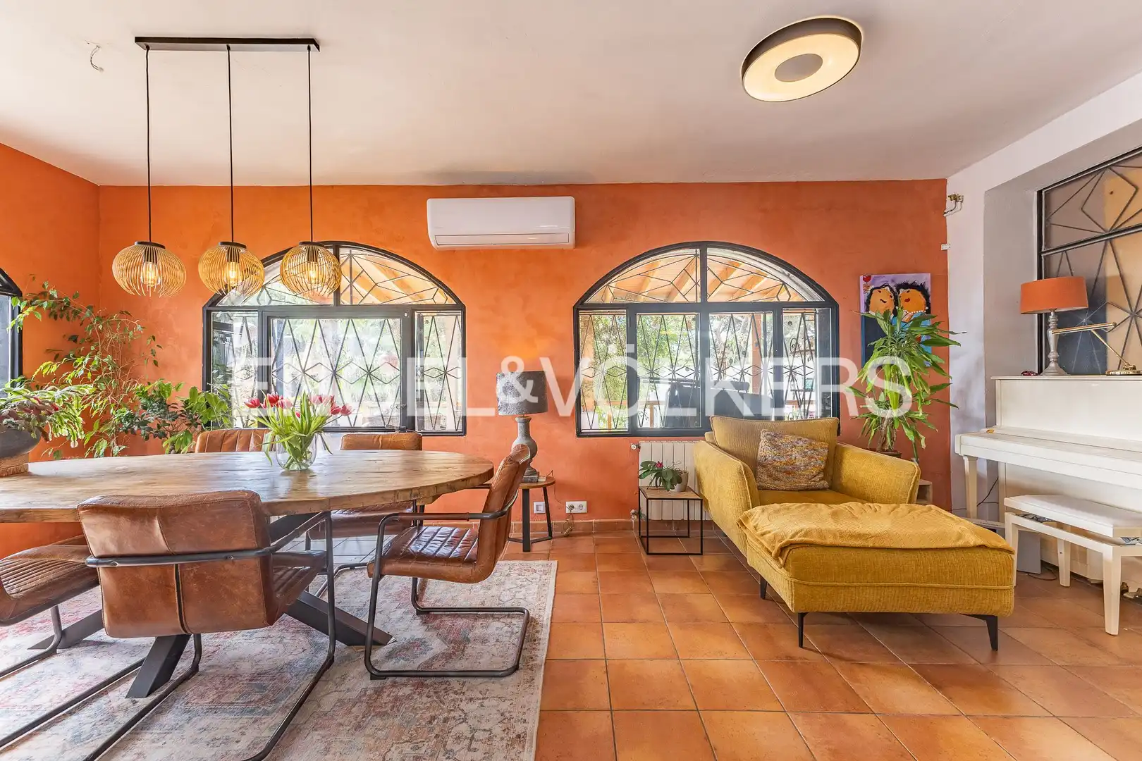 Vista exterior de Casa o xalet en venda en Tordera amb Aire condicionat, Calefacció i Jardí privat
