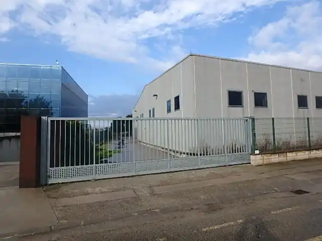 Vista exterior de Nave industrial en venta en Cassà de la Selva