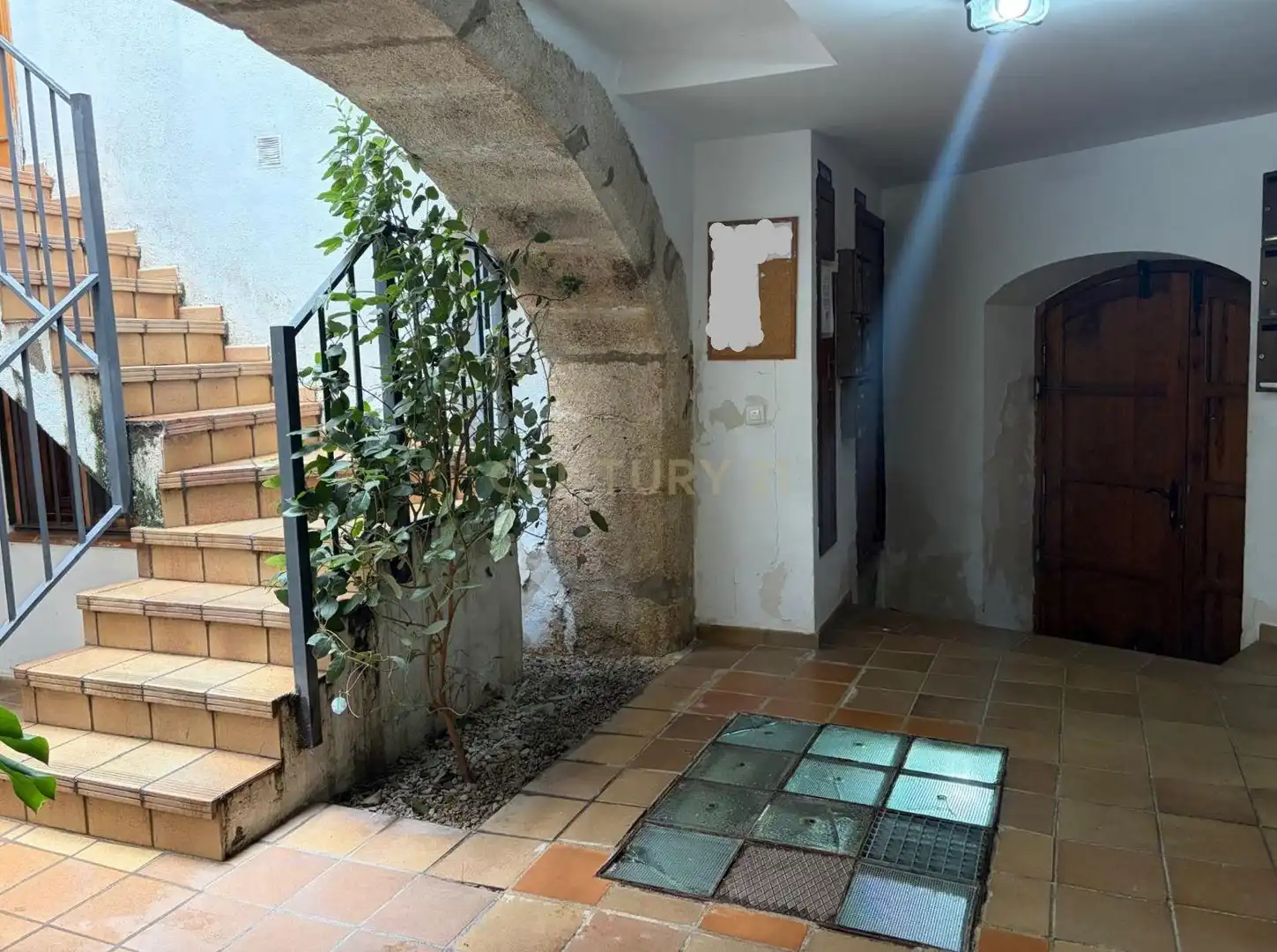 Wohnung zum Verkauf in Cáceres mit Privatgarten, Schwimmbad und Waschmaschine