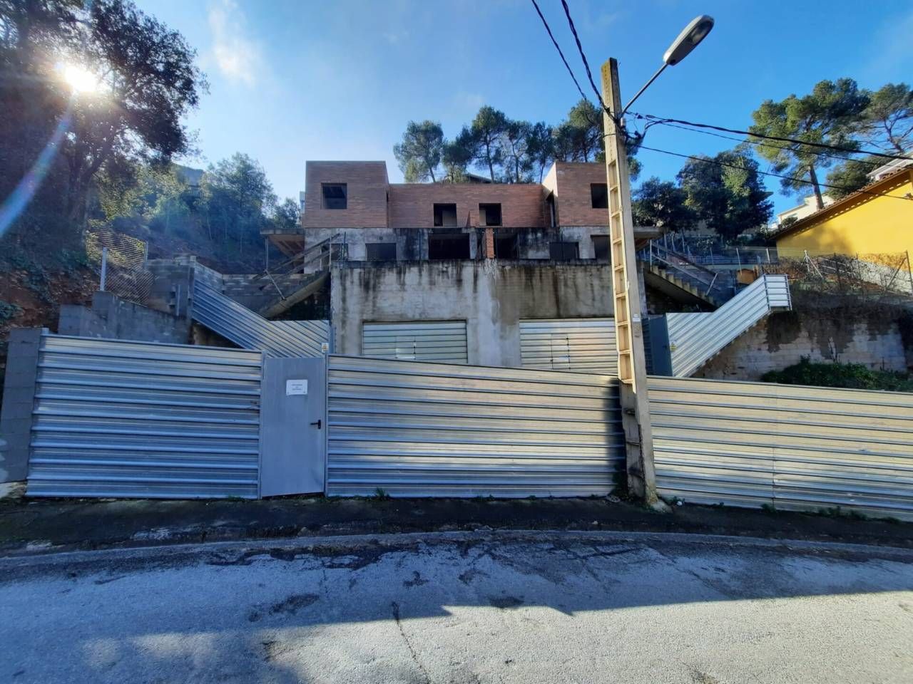 Exterior view of House or chalet for sale in Castellar del Vallès  with Terrace