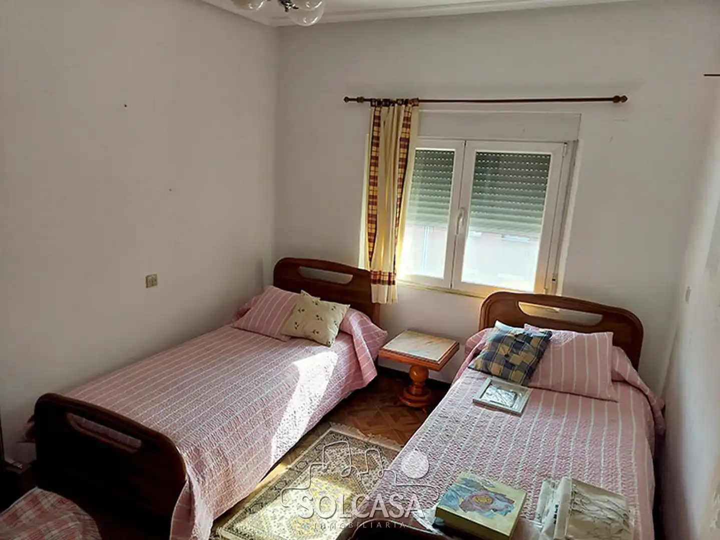 Schlafzimmer von Wohnung zum Verkauf in Valladolid mit Heizung, Möbliert und Balkon