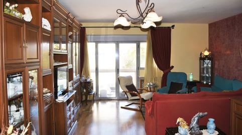 Foto 3 de Pis en venda a Plaza Pintor Jose Morales Pascual, Miralvalle - Av. Virgen del Puerto - La Data, Cáceres