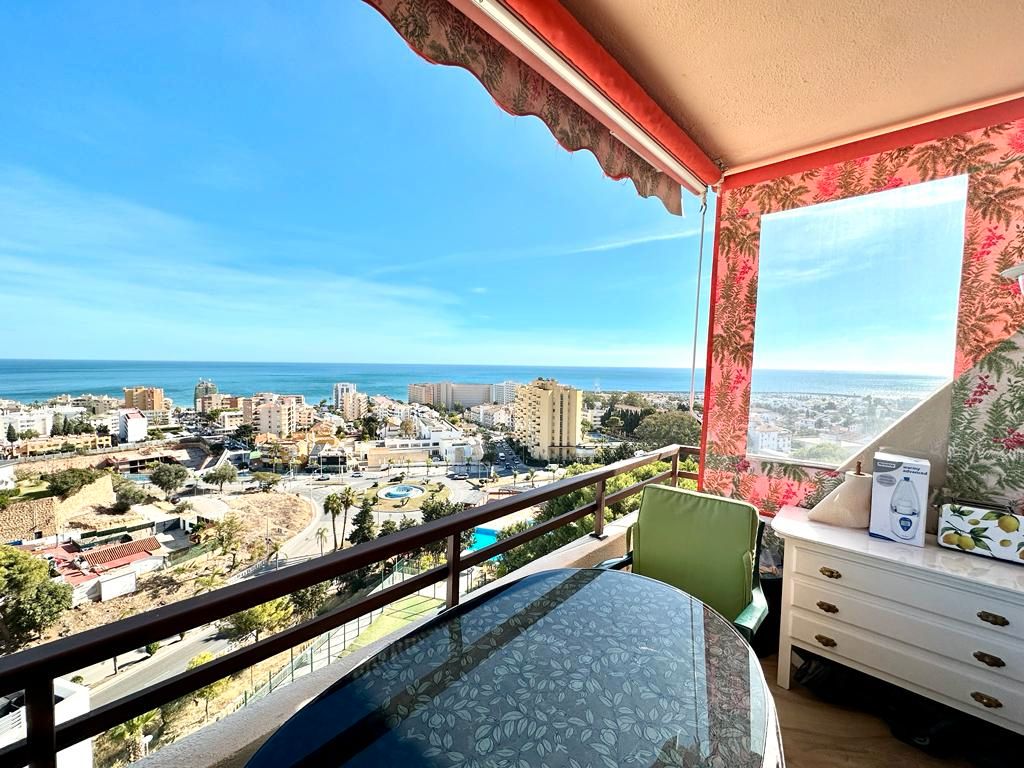 Exterior view of Apartment to rent in Torremolinos  with Air Conditioner, Terrace and Furnished