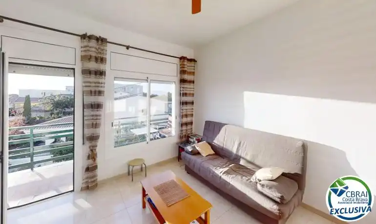 Apartamento con terraza en venta en Carrer Lisboa, imagen 2