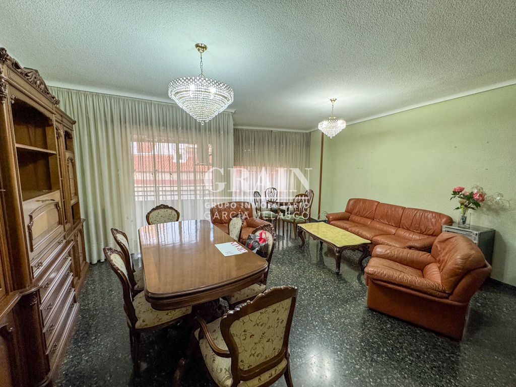 Living room of Flat for sale in  Albacete Capital  with Air Conditioner, Heating and Balcony