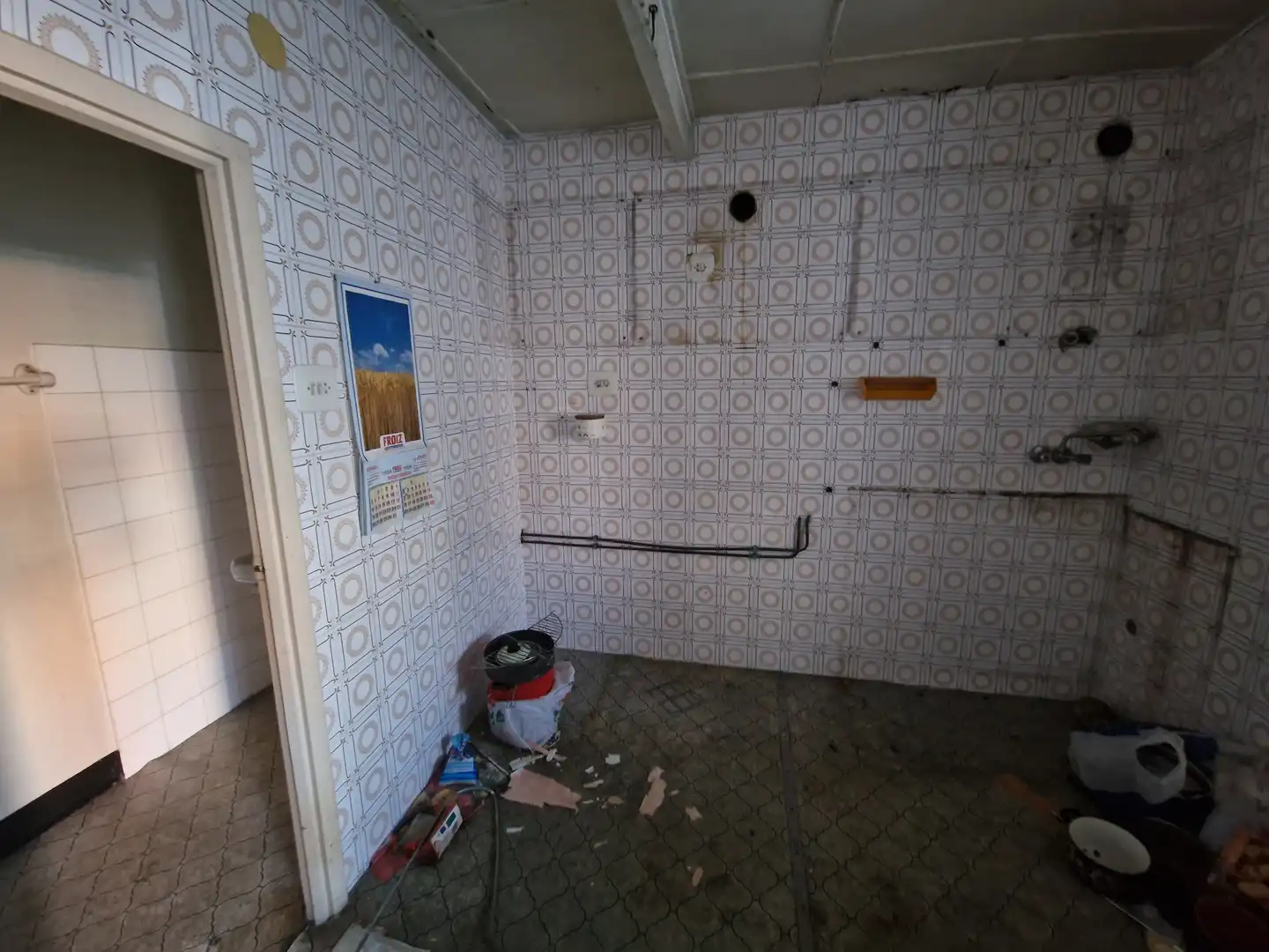 Cuina de Casa adosada en venda en Narón amb Jardí privat