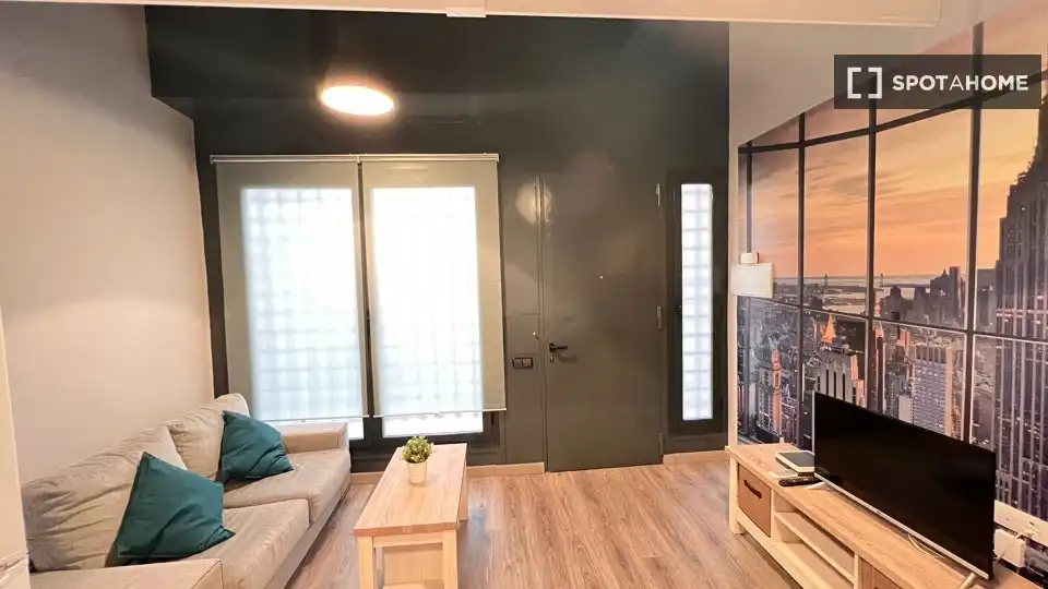 Flat for rent in Almenara -Ventilla