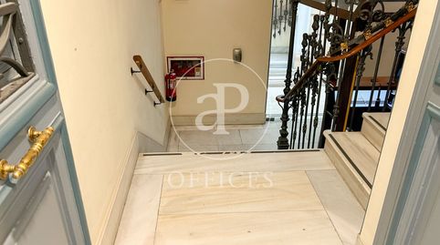 Foto 4 de Oficina de alquiler en Almagro, Madrid Capital