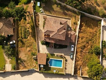 Villa avec piscine à vendre à GRIFON