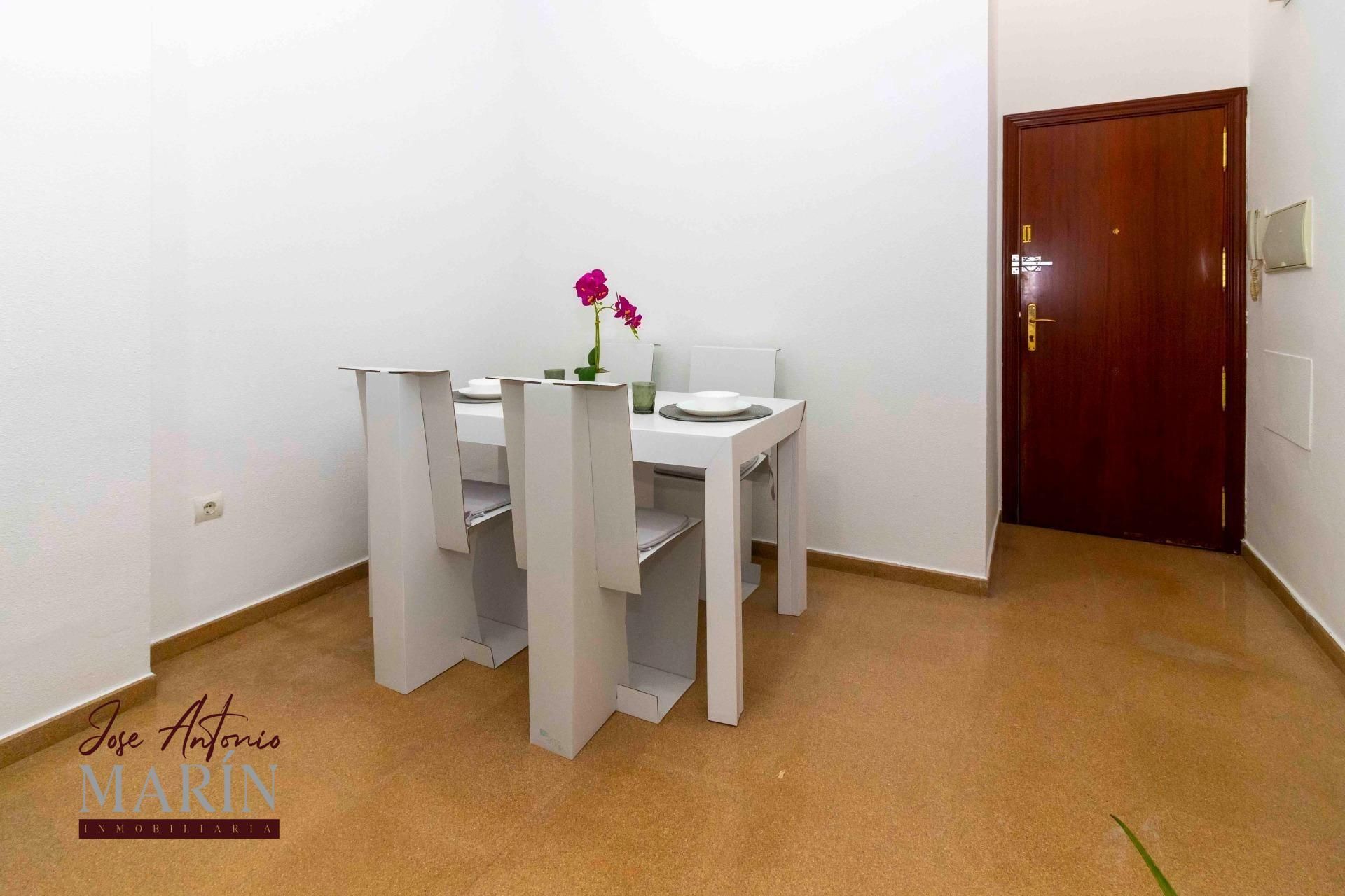 Menjador de Apartament en venda en Badajoz Capital amb Terrassa