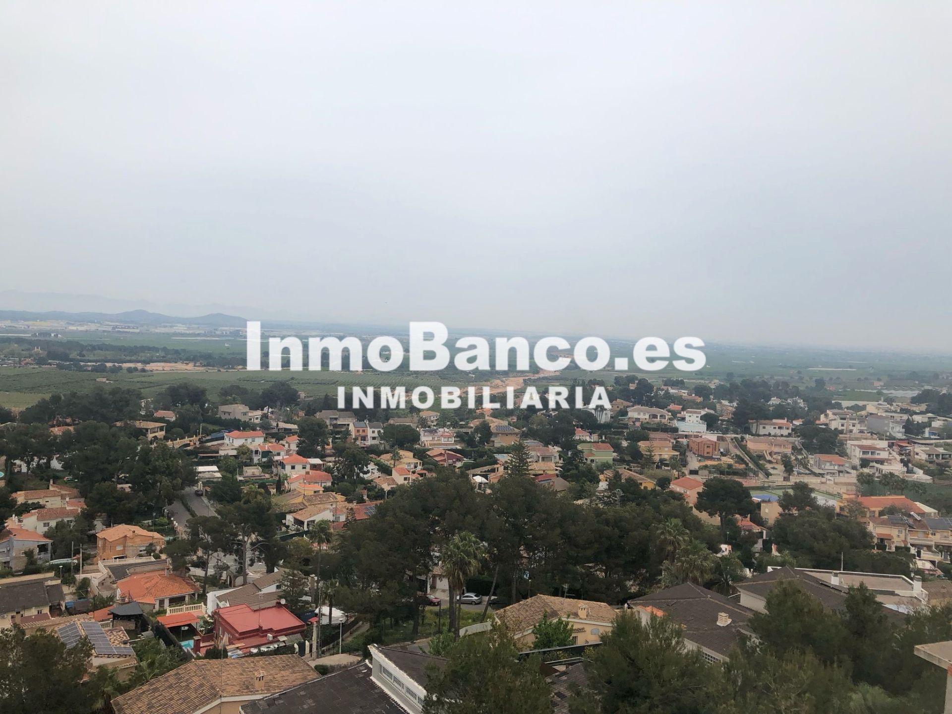 Edifici en venda en Chiva