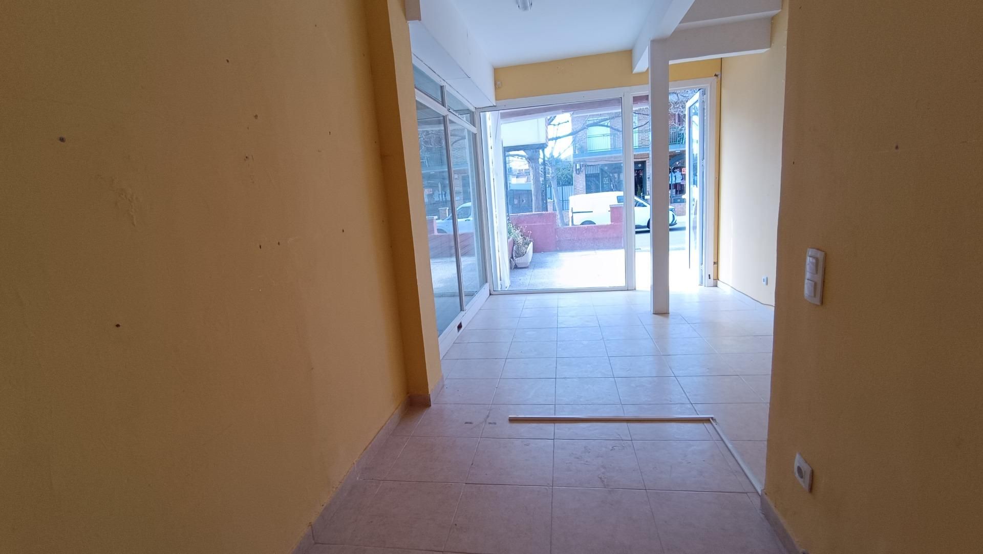 Premises for sale in Calafell