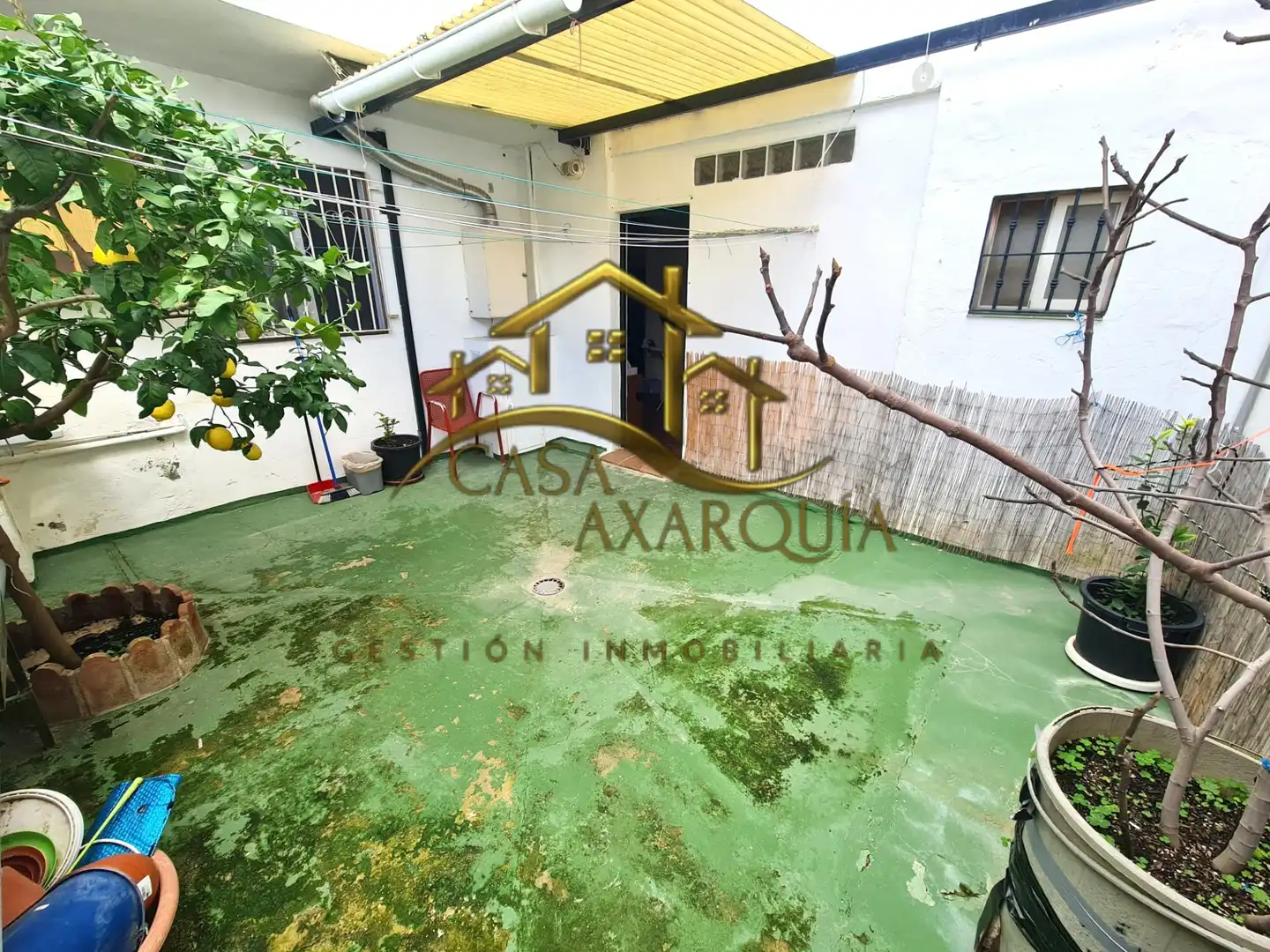 Vista exterior de Casa o chalet en venta en Vélez-Málaga con Terraza y Trastero