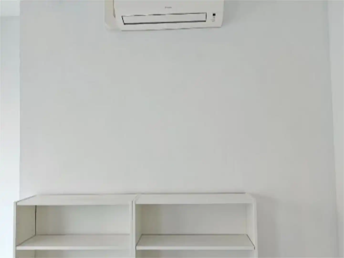 Büro zur Miete in Valverde de la Virgen