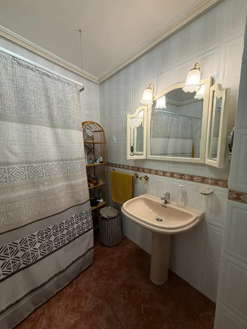Baño de Casa o chalet en venta en Úbeda con Calefacción, Terraza y Trastero