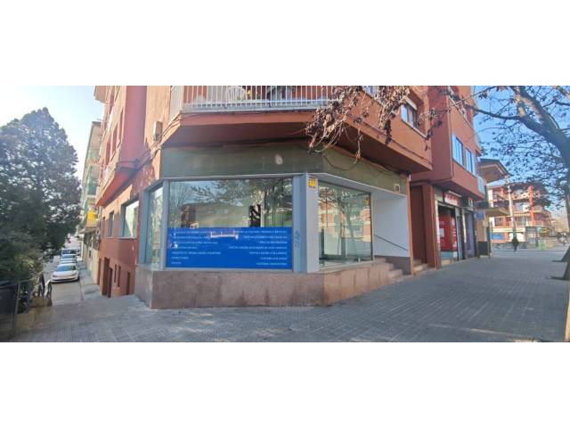 Local comercial en Venta en Avenida Pau en Sant Celoni
