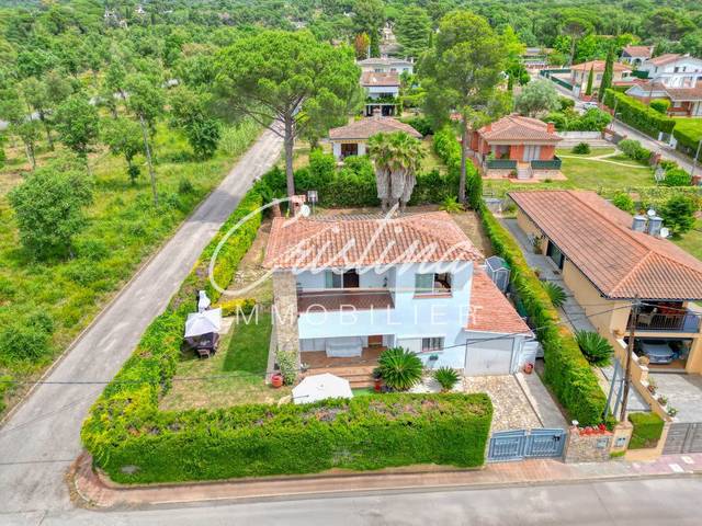 Casa-chalet en Venta en Urbanitzacions del Nord