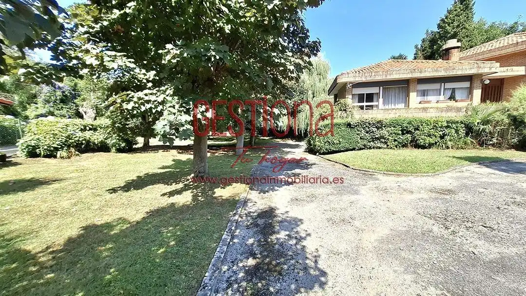 Jardín de Casa o chalet en venta en Medio Cudeyo con Jardín privado