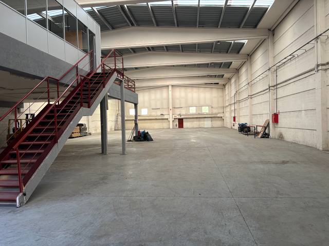 Nave industrial en Alquiler en Carrer Roca Plana en Santa Maria - Terra Nostra