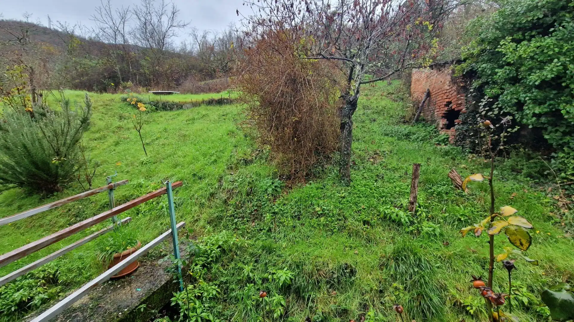 Finca rústica en venda en Priaranza del Bierzo amb Jardí privat, Terrassa i Traster