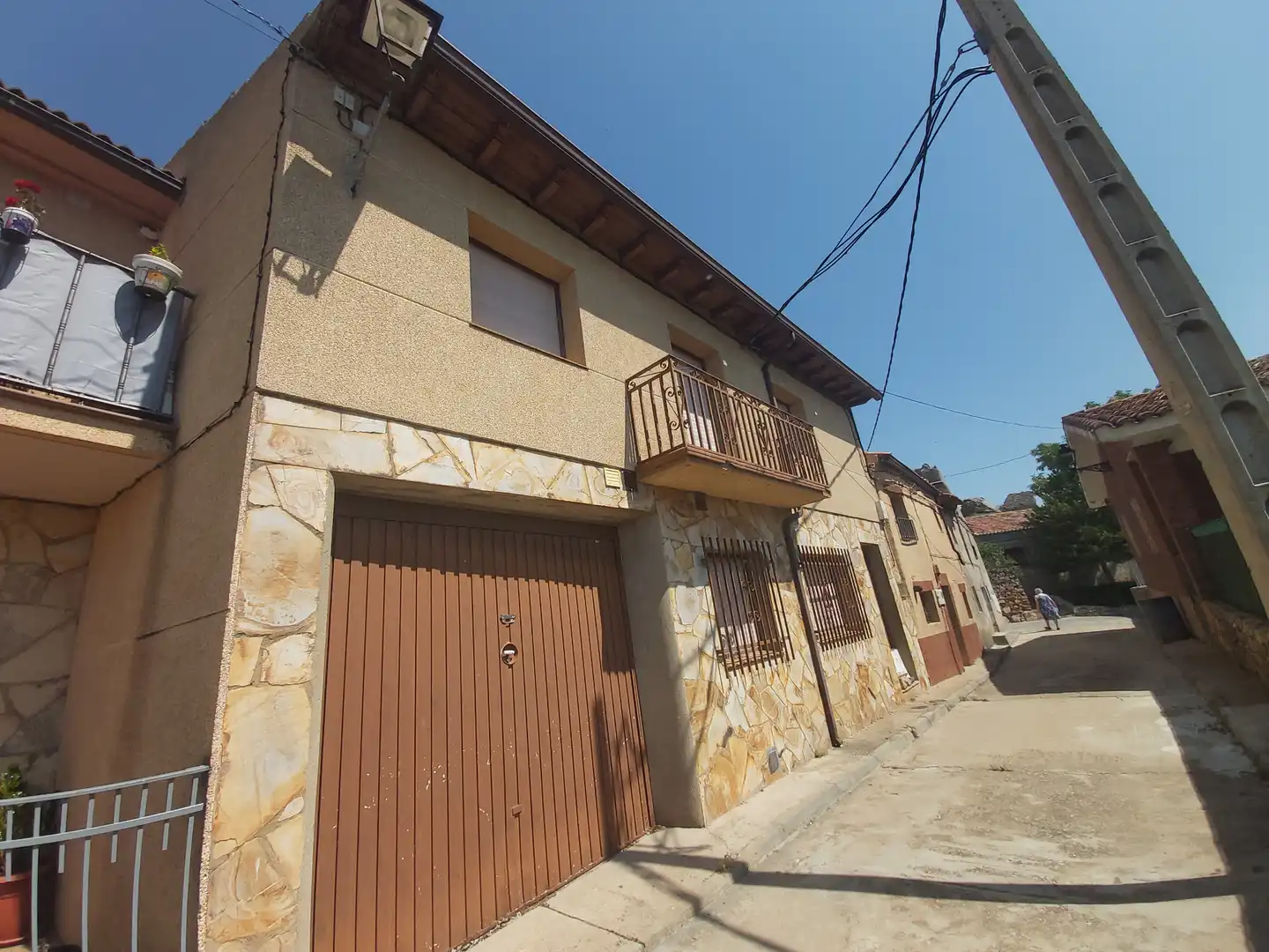 Exterior view of Houses for sale in Atienza