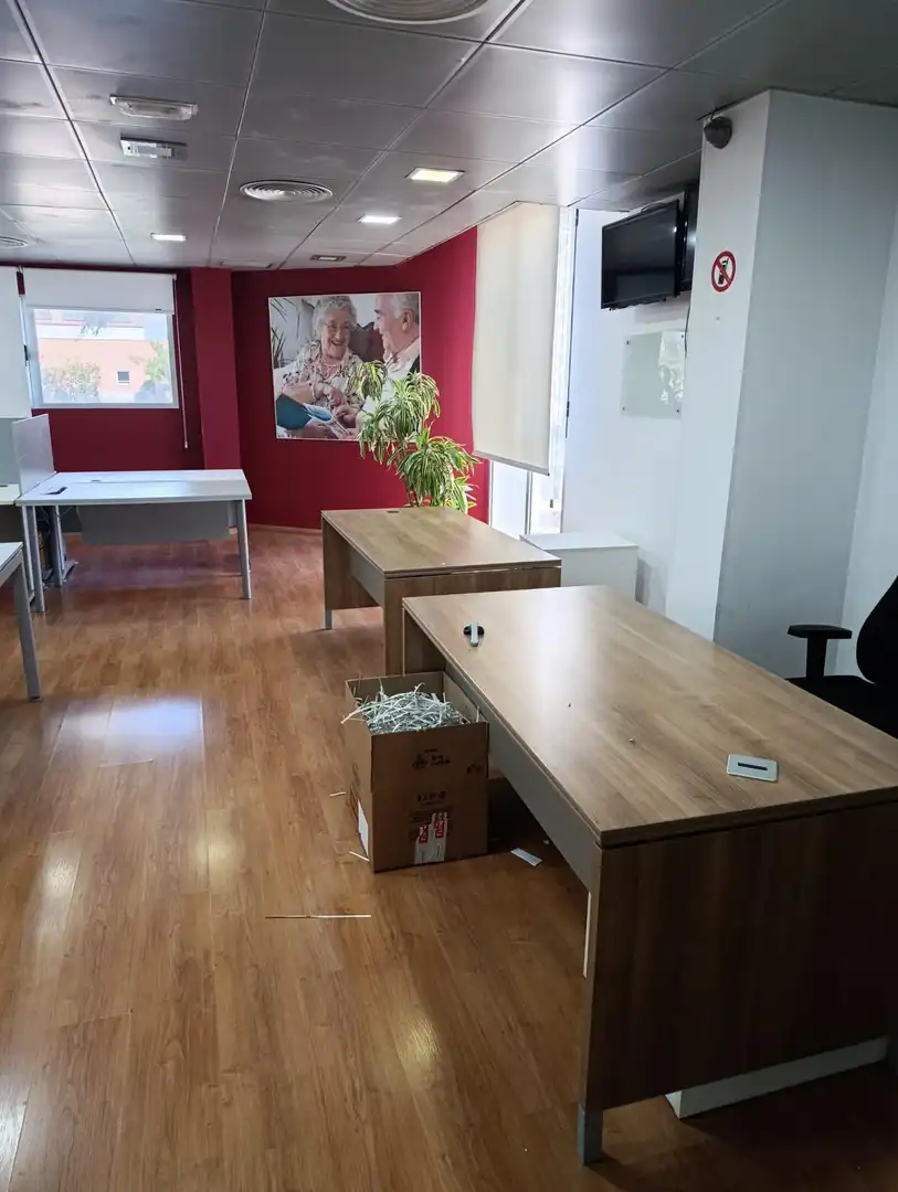 Office for rent in Murcia  with Air Conditioner