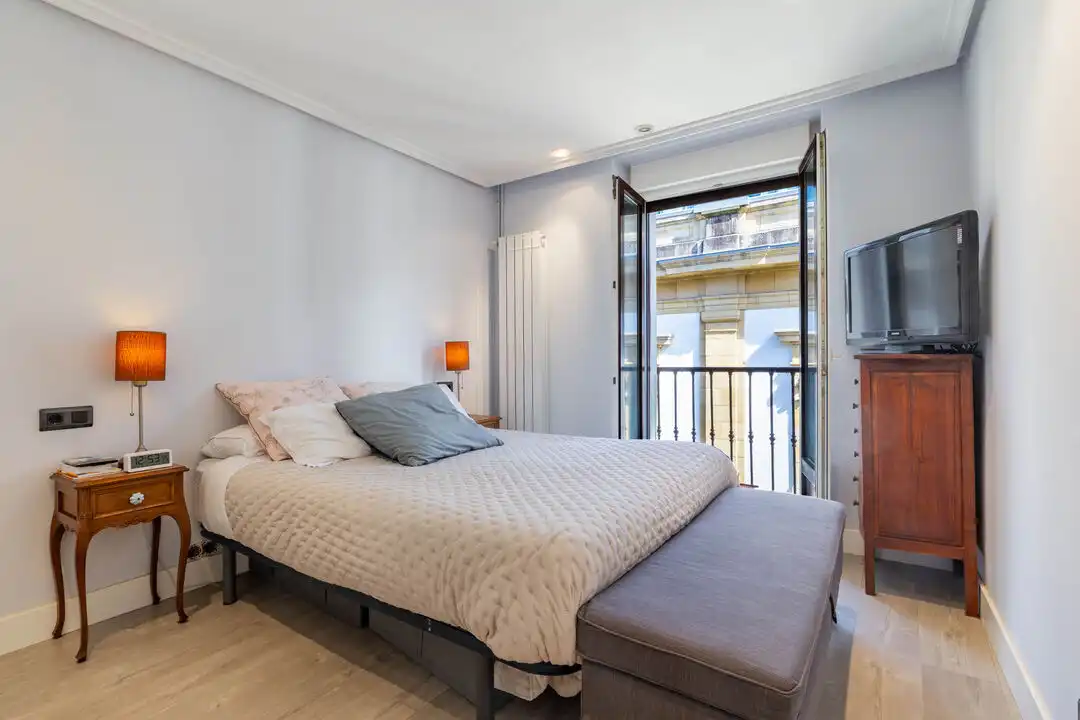 Habitación de Piso en venta en Donostia - San Sebastián  con Calefacción y Trastero