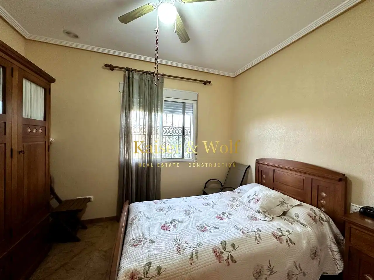 Dormitori de Casa o xalet en venda en Elche / Elx amb Aire condicionat, Jardí privat i Piscina
