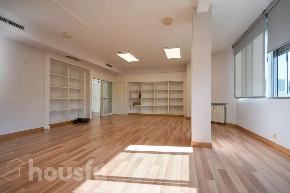 Piso en venta en Madrid con Aire acondicionado, Calefacción y Terraza
