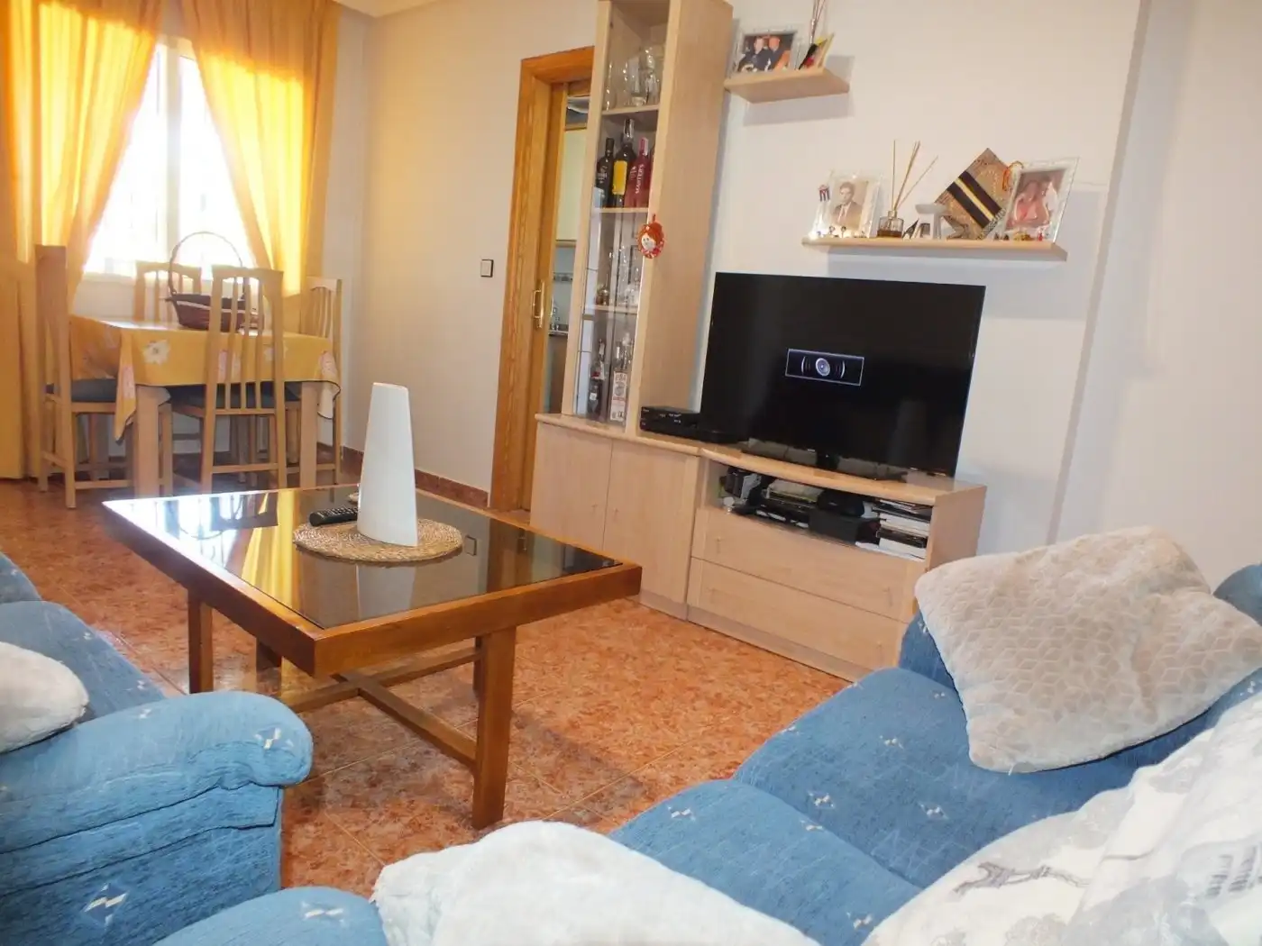 Sala d'estar de Casa o xalet en venda en Santa Pola amb Aire condicionat, Calefacció i Jardí privat