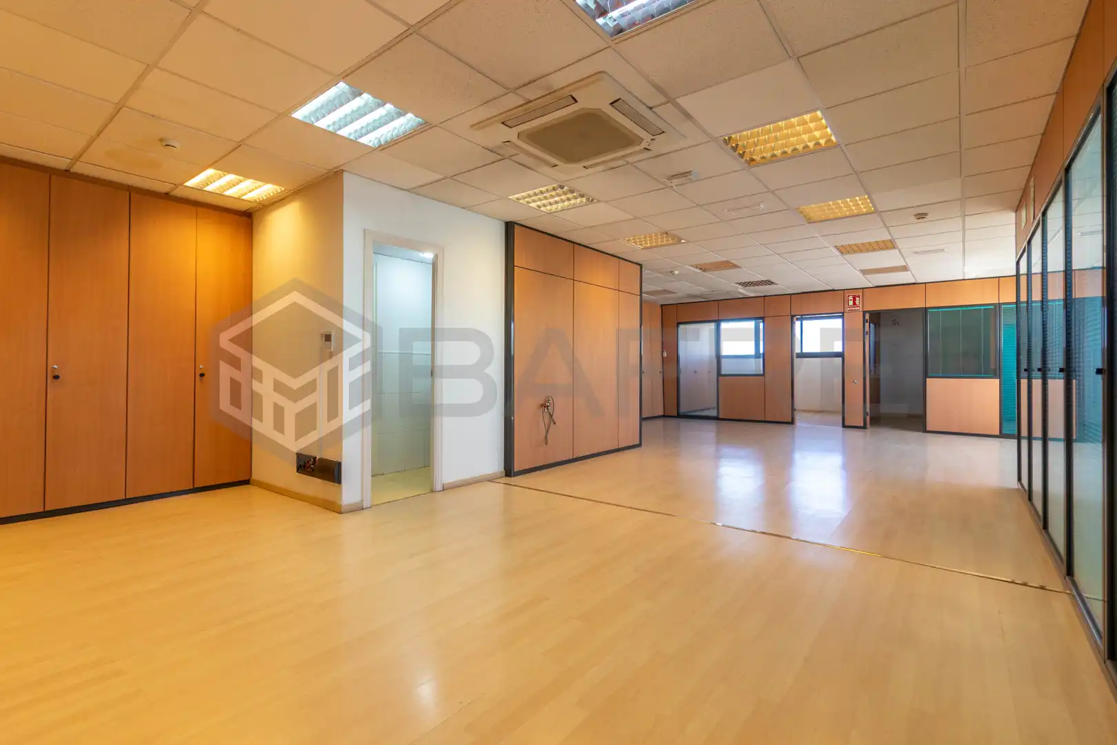 Local comercial de lloguer a Calle del Mar Mediterráneo, imagen 25