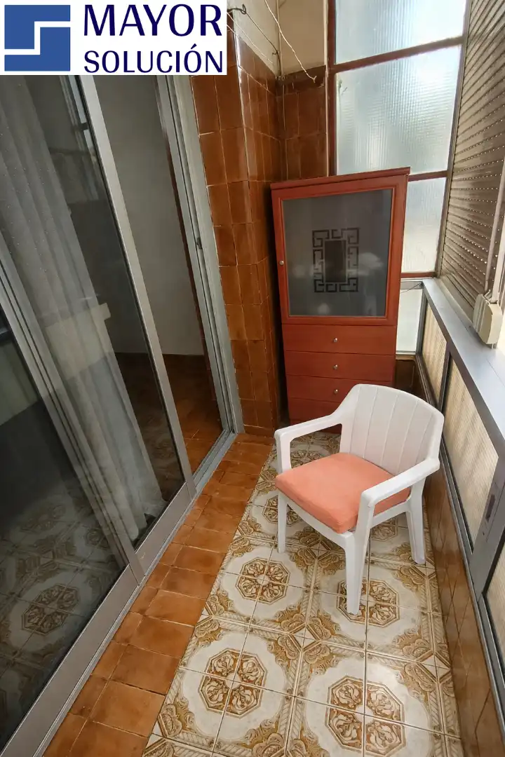 Flat with terrace for sale in Centre, imagen 4