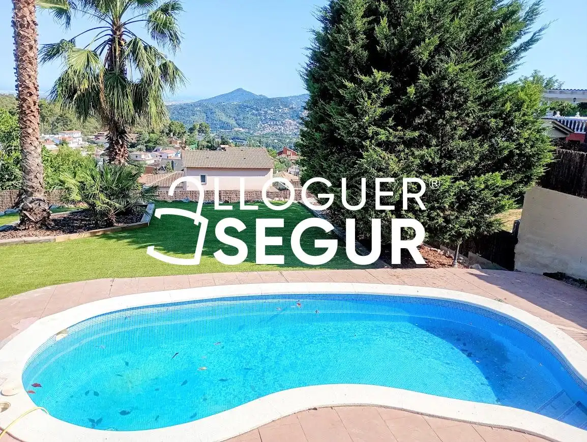 Piscina de Casa o xalet de lloguer en Cox amb Calefacció, Terrassa i Traster