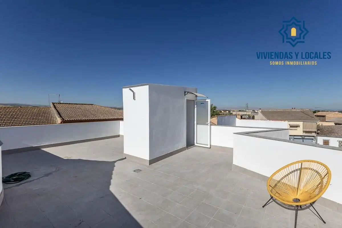 Terrassa de Casa adosada en venda en Chauchina amb Terrassa i Balcó